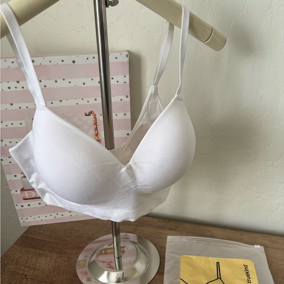 Truekind Other - NEW Truekind Supportive Comfort Wireless Shaping Bra with Extender